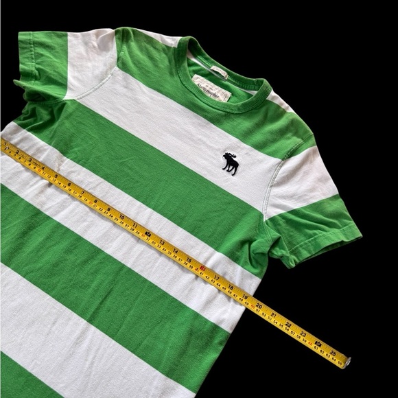 Abercrombie & Fitch Striped Muscle Fit T Shirt Size XL - Picture 3 of 4